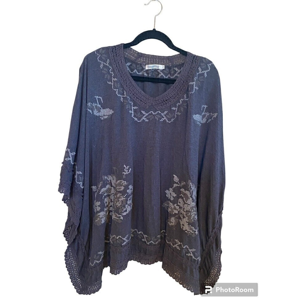 Monoreno Gray Embroidered Poncho Top Sz.S